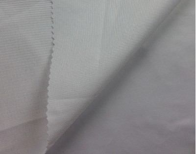 TB-FDN  平紋枱布  桌布 100％滌  漂白色  TBC004   側面照